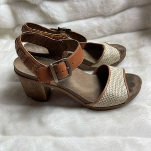 Dansko Beige & Tan Leather & Raffia platform sandals wooden block heels SZ EUR40